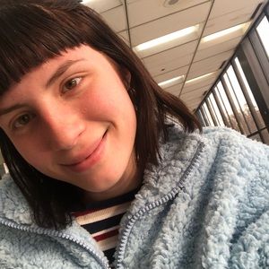 Meet your Posher, Kaleigh